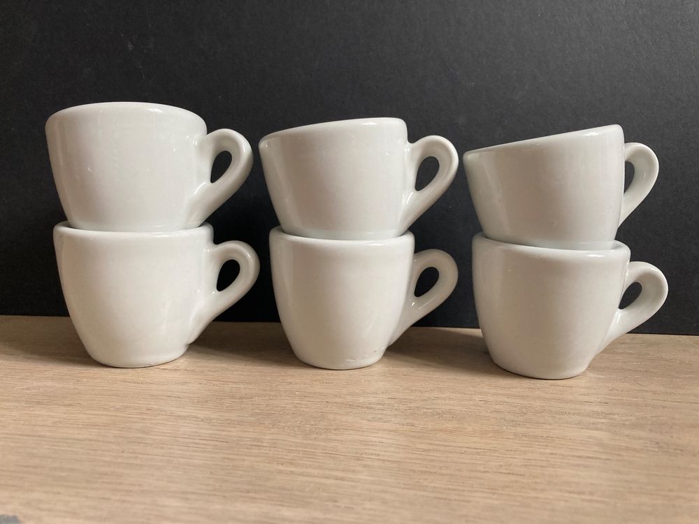 6 weisse Espressotassen. klassisch und robust (Gebraucht) in Wettingen ...