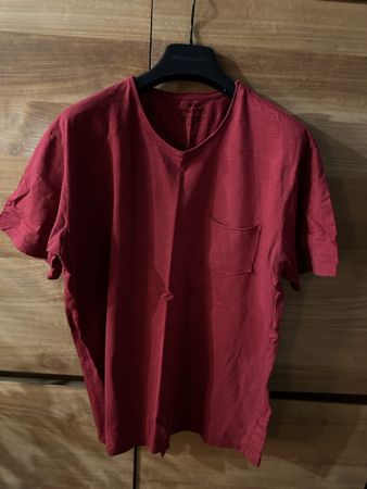 Rotes Herren T-Shirt mit Brusttasche, Grösse XL, Top Zustand