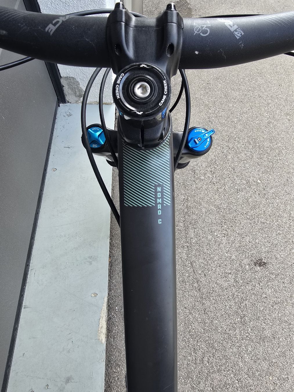 Santa Cruz Biciclette: Santa Cruz Nomad C – Usato da Schönenbaumgarten venduto da Micabahu 1