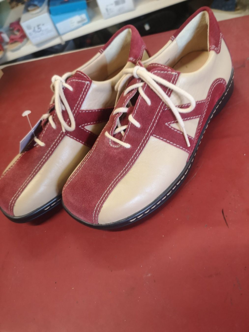 Helvesko Damenschuhe: Helvesko ladysko – Neu und originalverpackt aus Möhlin von Highwaytom