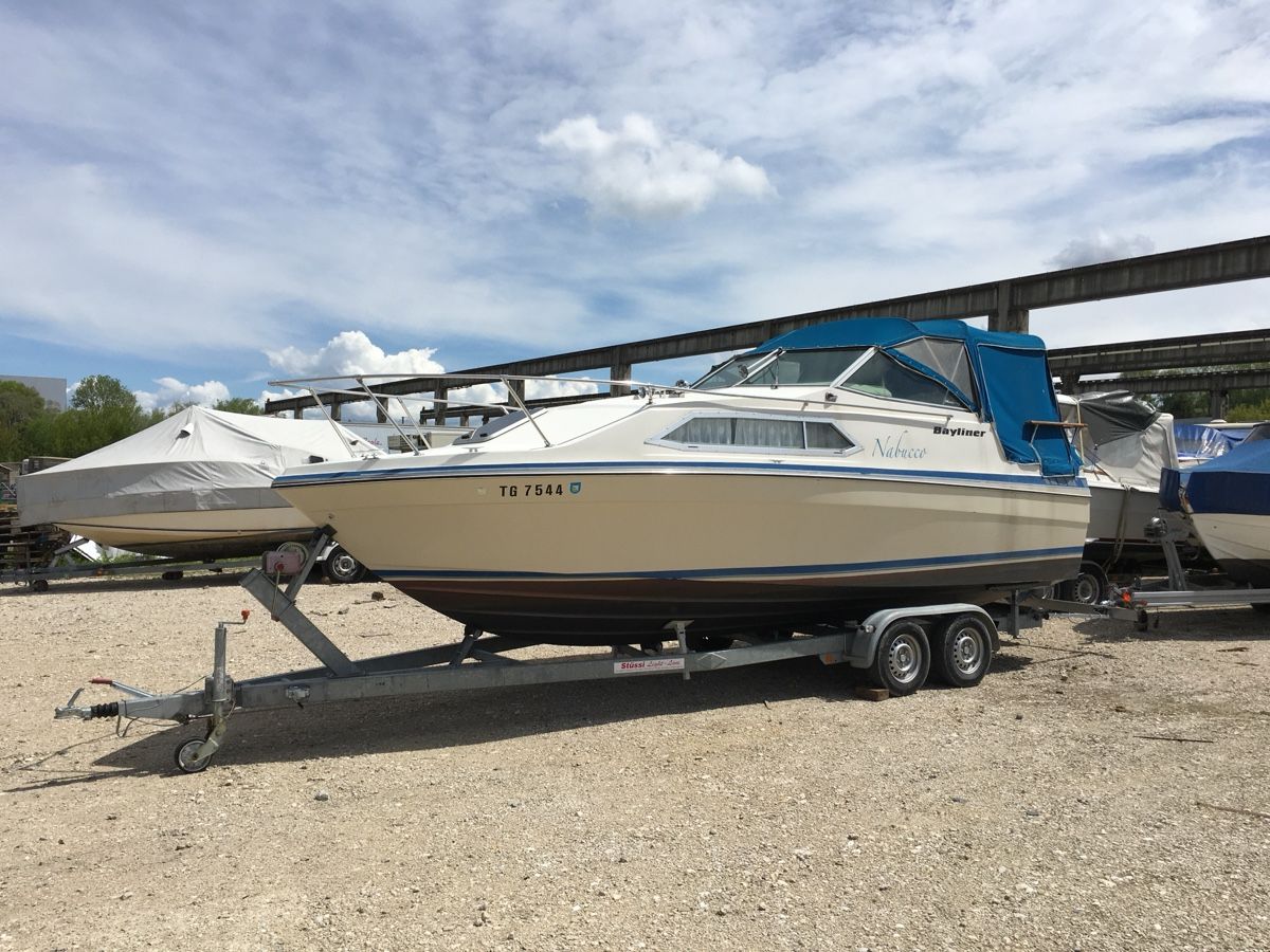 Bayliner Bateaux: Bayliner Monterey ab MFK mit Trailer – D'occasion à Basel par Creafox 2