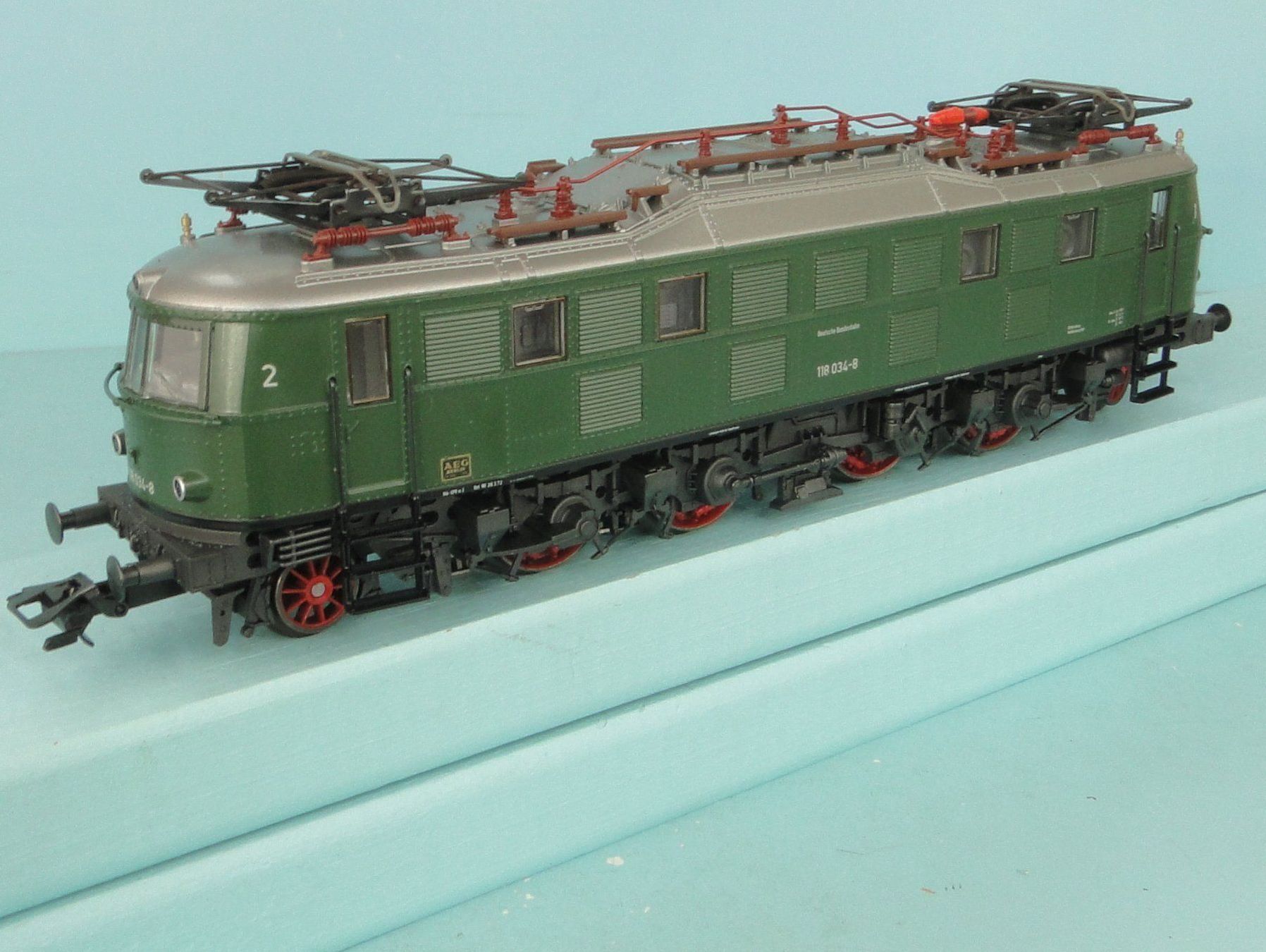 Märklin Modellini di ferrovie: Märklin 3767 BR 118 8-pin digital – Usato da Bülach venduto da cann11 2