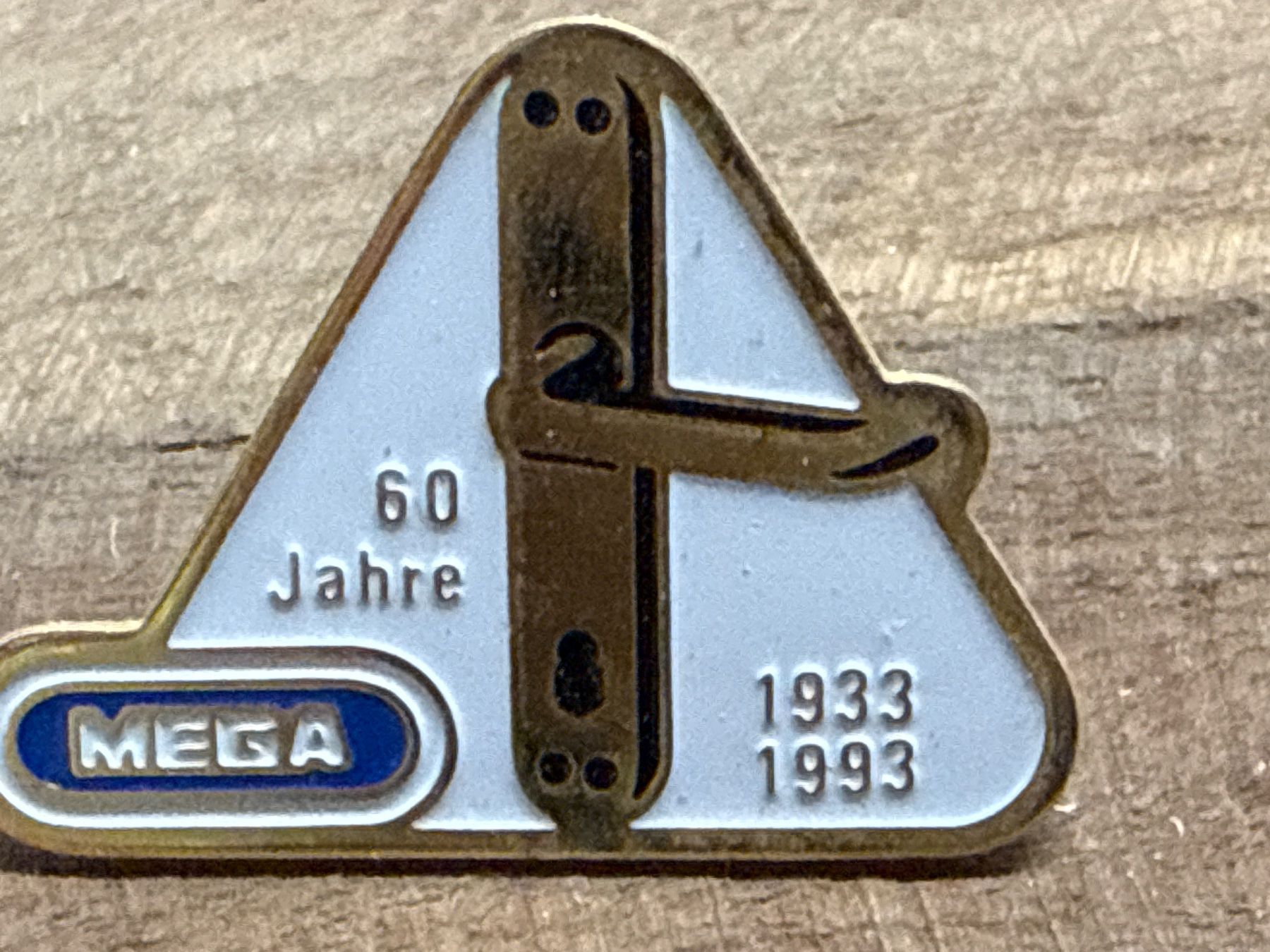 Placchette & Badge: Pin – Usato da Amriswil venduto da used2use