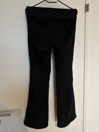 FRAME Jeans Jetset Crop Mini Boot Gr. 1 (S &M) schwarz Damen