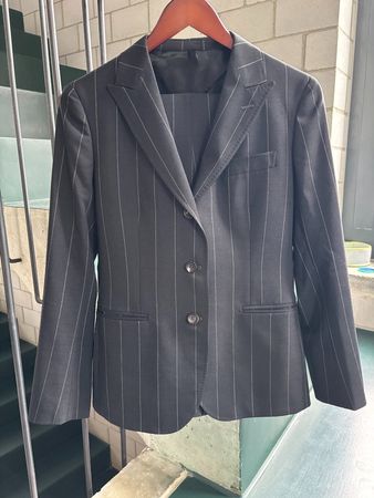 Damen Hosenanzug Tonello, Nadelstreifen, Gr. 38, Top Zustand