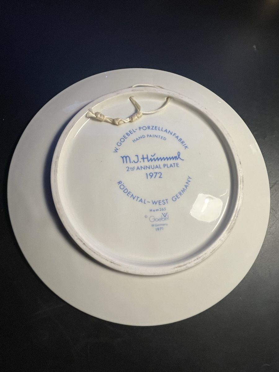 Piatti: M.J.Hummel Teller 1972 Goebel – Usato da Wiesenberg venduto da swissantik 4