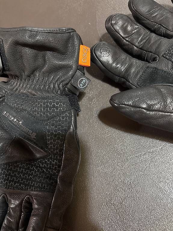 Gants & mitaines : Gants moto – D'occasion à Prangins par Rodard8 4