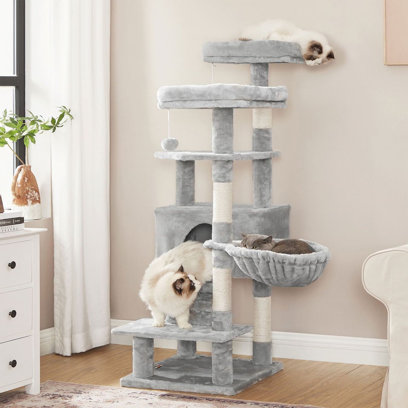 Tiragraffi: Kratzbaum Katzenbaum 142cm LUMORIS – Nuovo (secondo la descrizione) da Lachen SZ venduto da MAMORU-MOEBEL 1