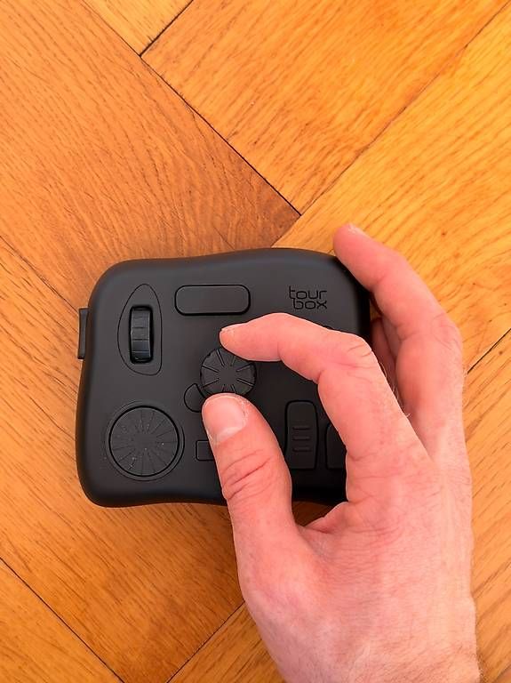 Sistema di controllo: TourBox Elite  Creative Controller Foto & Video  neuwertig – Usato da Bern venduto da Young_Yeti 2