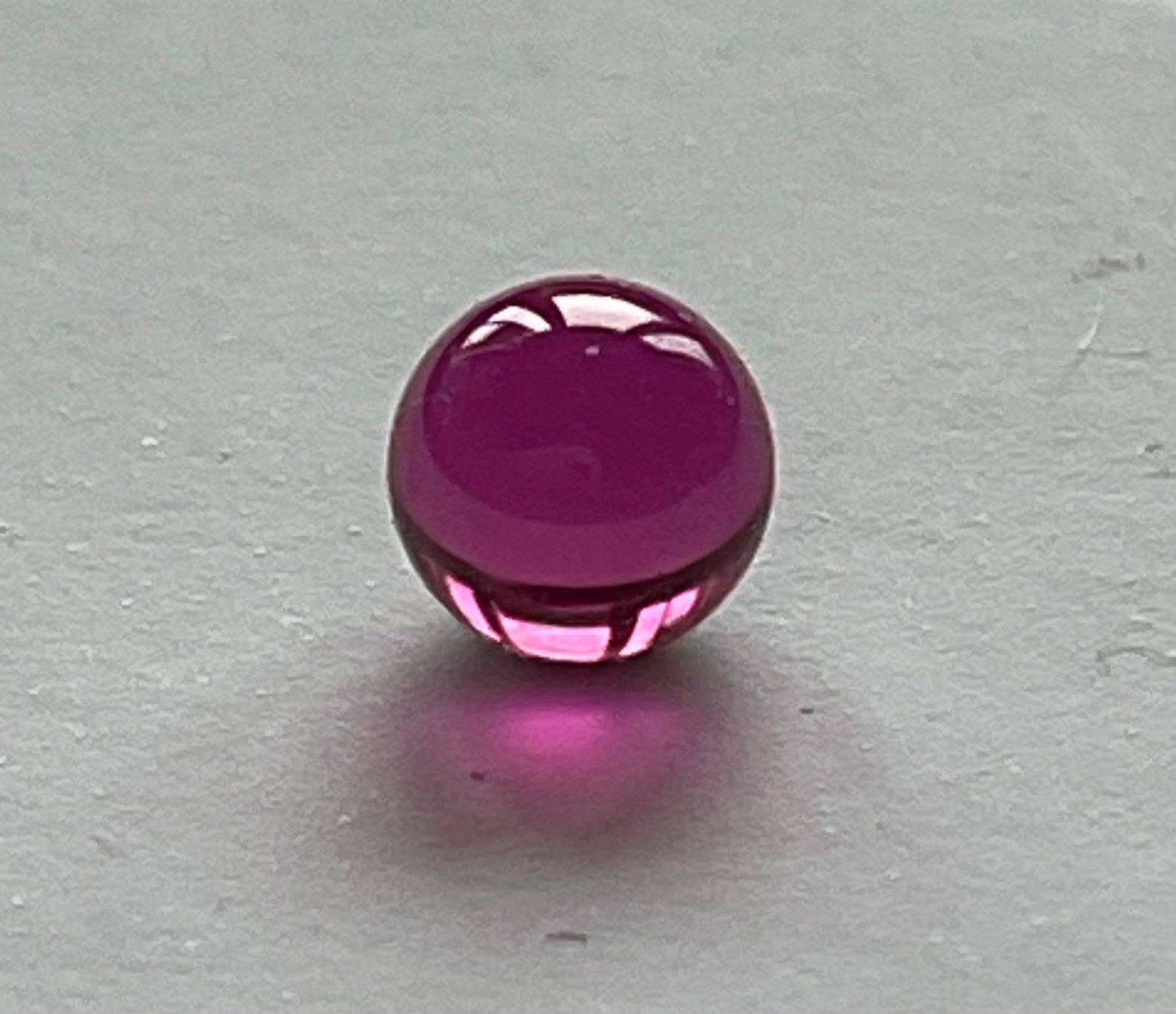 Perle (finte): Rubin Kugel mit 3.00mm Durchmesser – Nuovo e nell'imballaggio originale da Lömmenschwil venduto da ritalin01