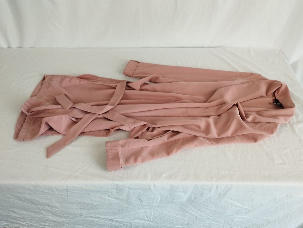 Giacche: MISSGUIDED Dünnes Jäckchen Rosa Gr. 34 – Usato da Schübelbach venduto da Restwert_Schubelbach 4
