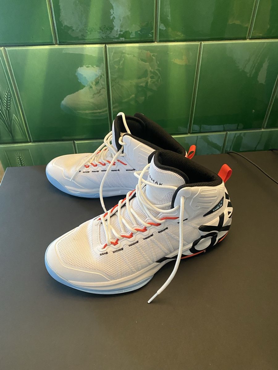 Herrenschuhe: Basketball Schuhe Tarmak – Gebraucht aus Neftenbach von Mischa_03 1