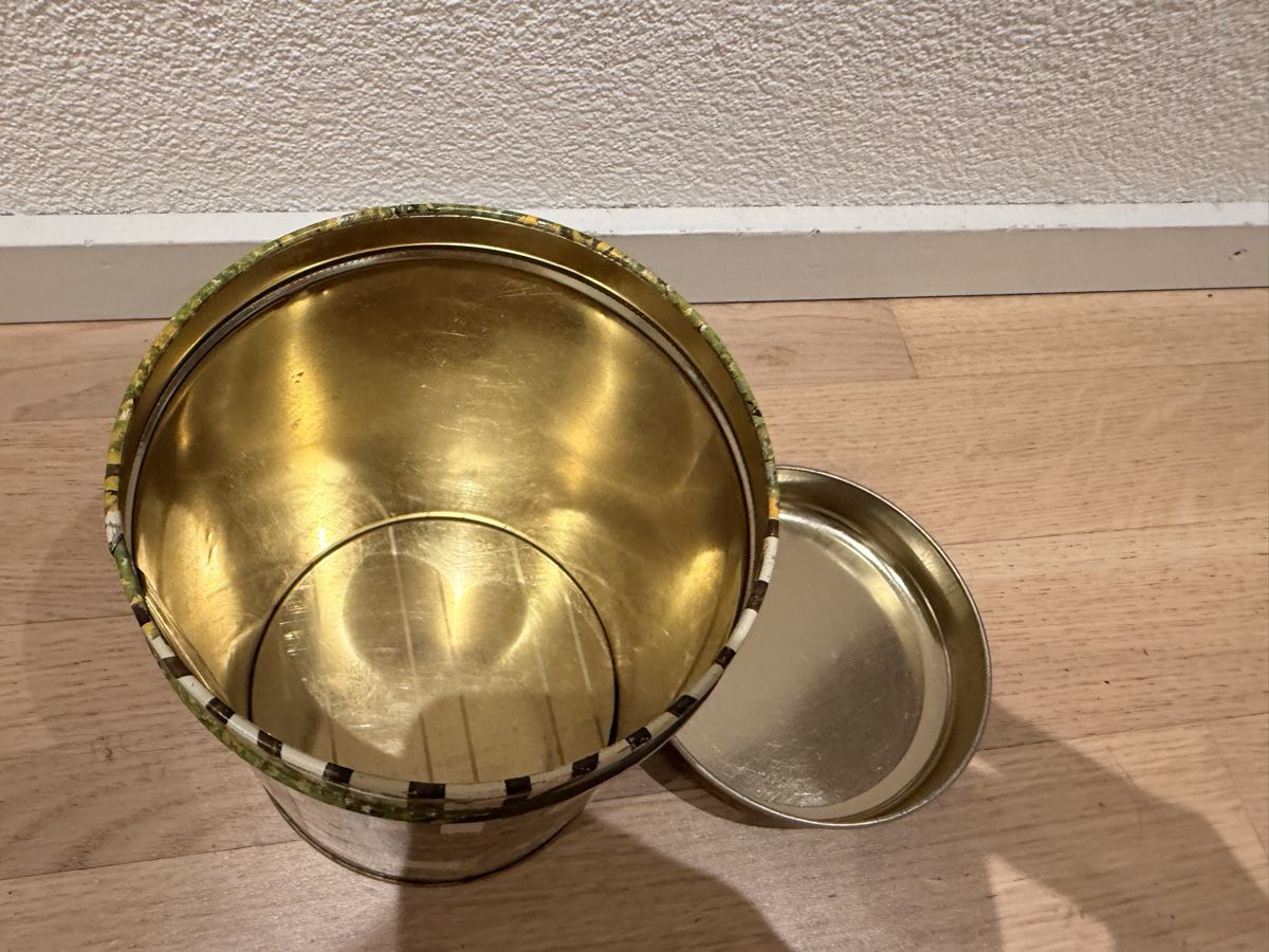 Zuccheriere: Retro Blechdose Motiv Bauernhaus – Usato da Rorschach venduto da nan_8rts 4