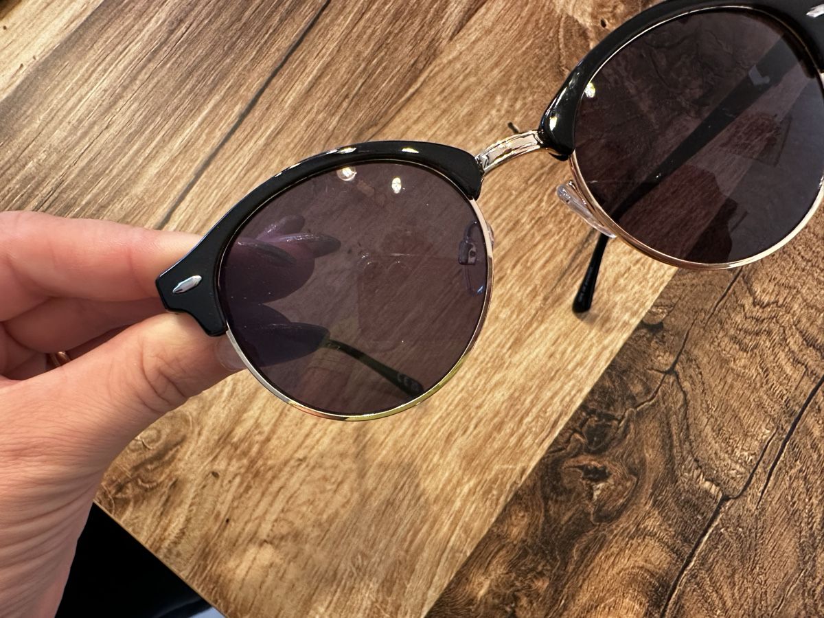 Occhiali & Lenti: Sonnenbrille Schwarz, Gold – Usato da Siebnen venduto da luana_cataleya 3