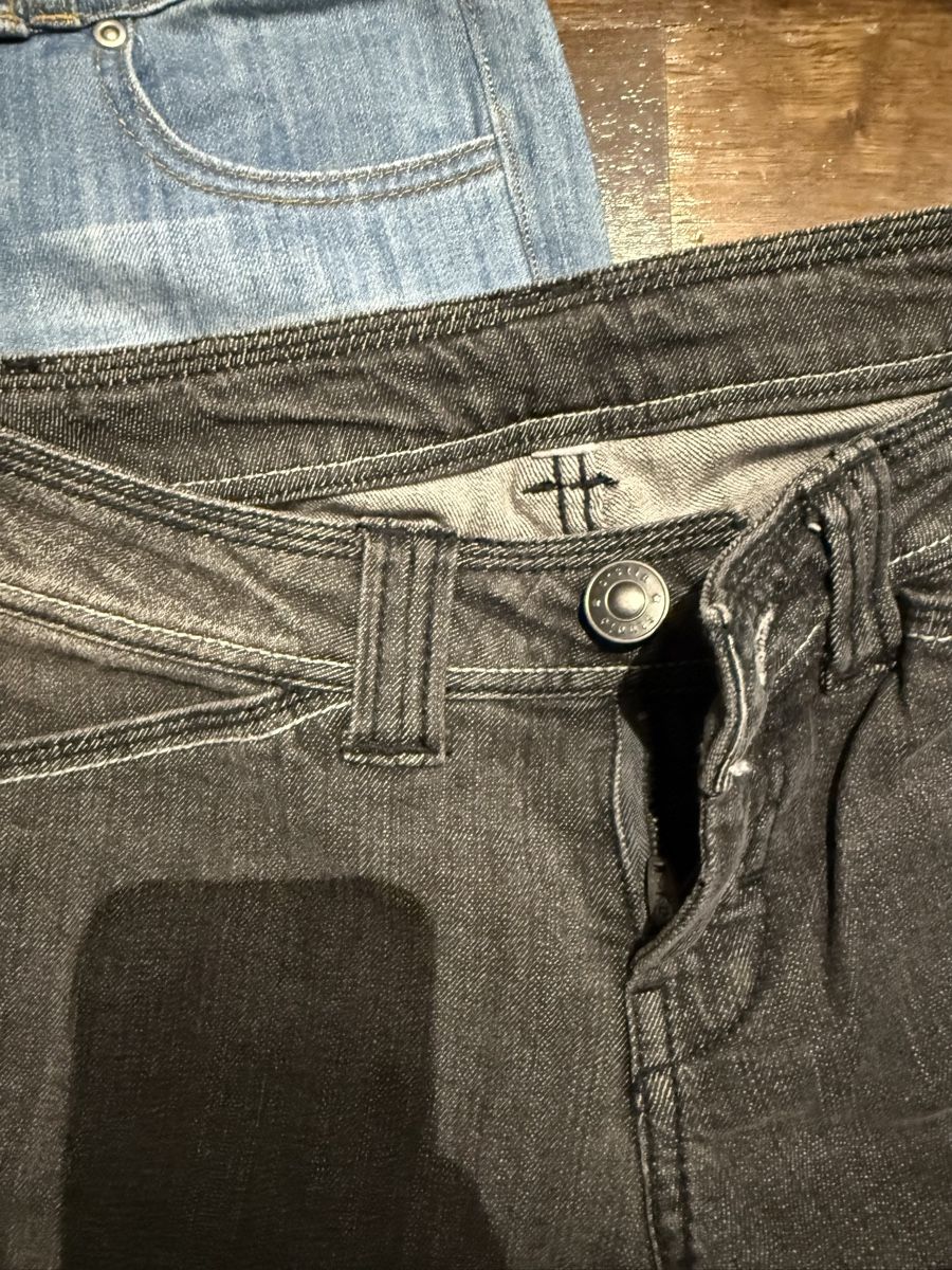 Jeans: 3 pairs of jeans – Neu (gemäss Beschreibung) aus Zürich von Yuece 3