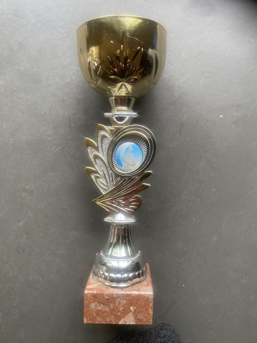 Autres collections & raretés: Segelpokal – Neuf (Voir description) à Dallenwil par kavogt6