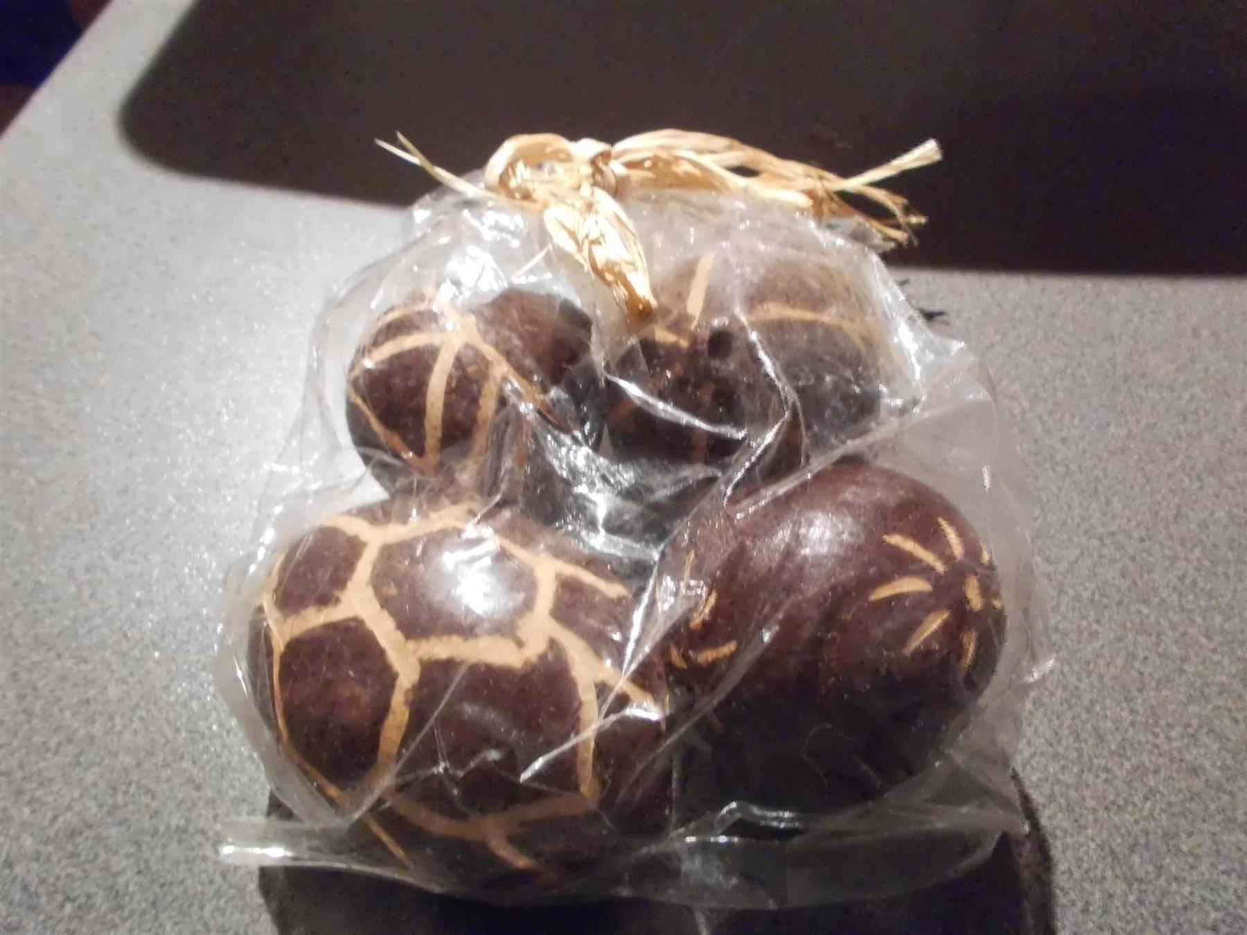 Toutes les décorations: Dekorations-Balls, dunkelbraun/hellbraun – Neuf avec emballage d'origine à Zürich par Motzkuh
