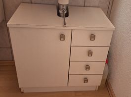 Badzimmermöbel weiss