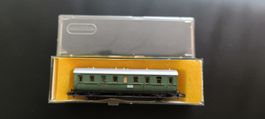 Minitrix 513058 Personenwagen, grüne SBB Erstklass