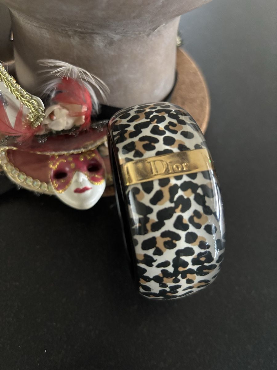 Dior Bracciali & Braccialetti: Dior Bangle Bracelet - Leopard Print, Chic Accessory! – Usato da Buchrain venduto da Mr.Kim 5