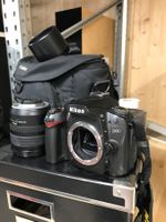 Nikon D90 digitale Spiegelreflexkamera mit 2 Objek. Stativ