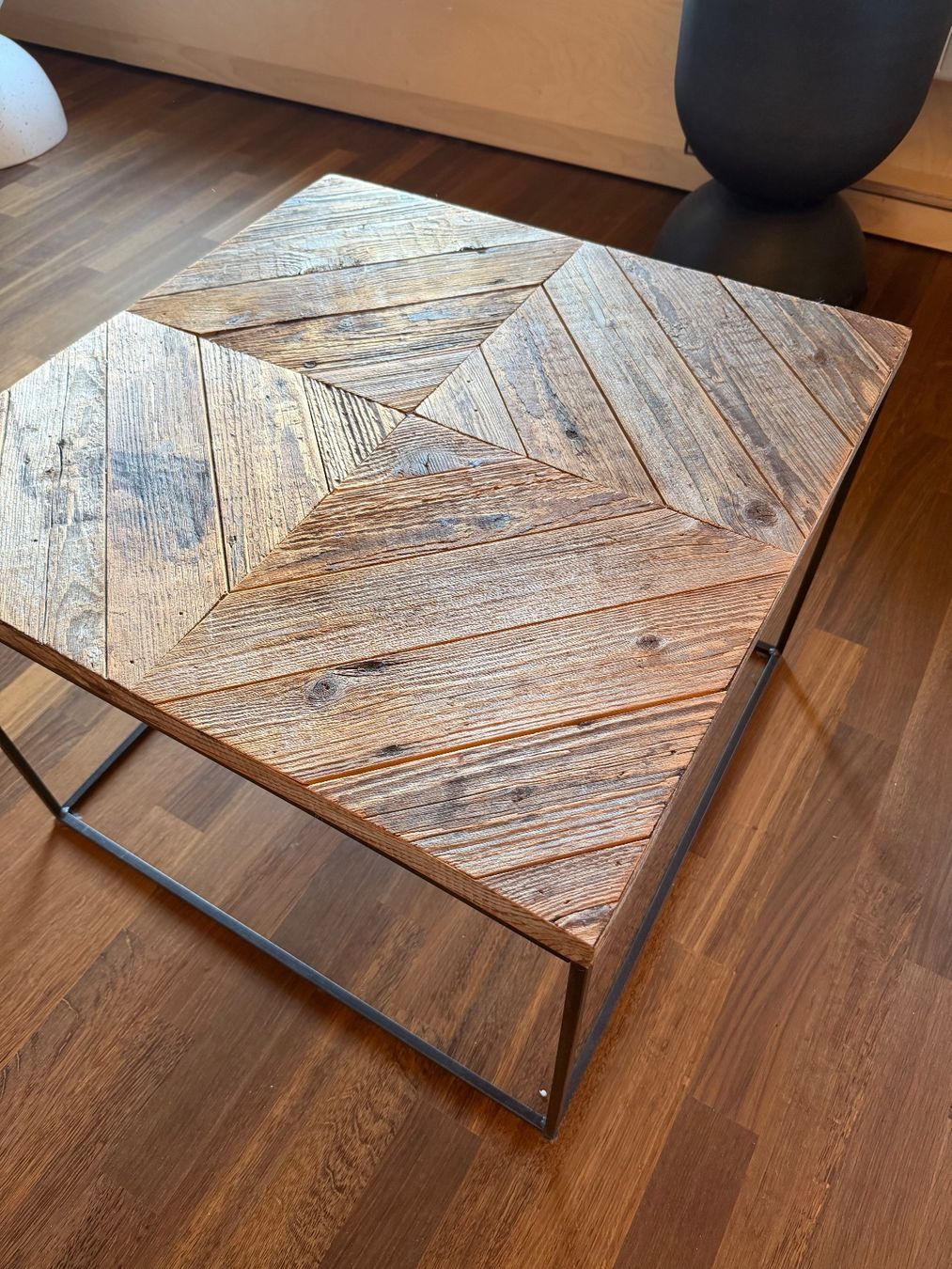 Tavoli: Rustikaler Couchtisch aus Holz & Metall – Usato da Brugg AG venduto da stick_ice 2