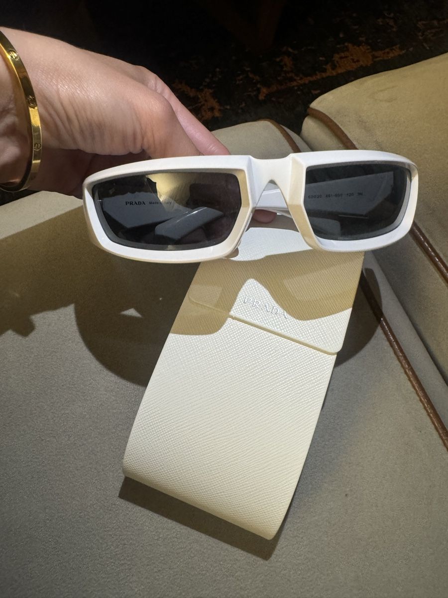 Prada Occhiali & Lenti: Prada Sonnenbrille – Nuovo (secondo la descrizione) da Zürich venduto da dio_666y 1