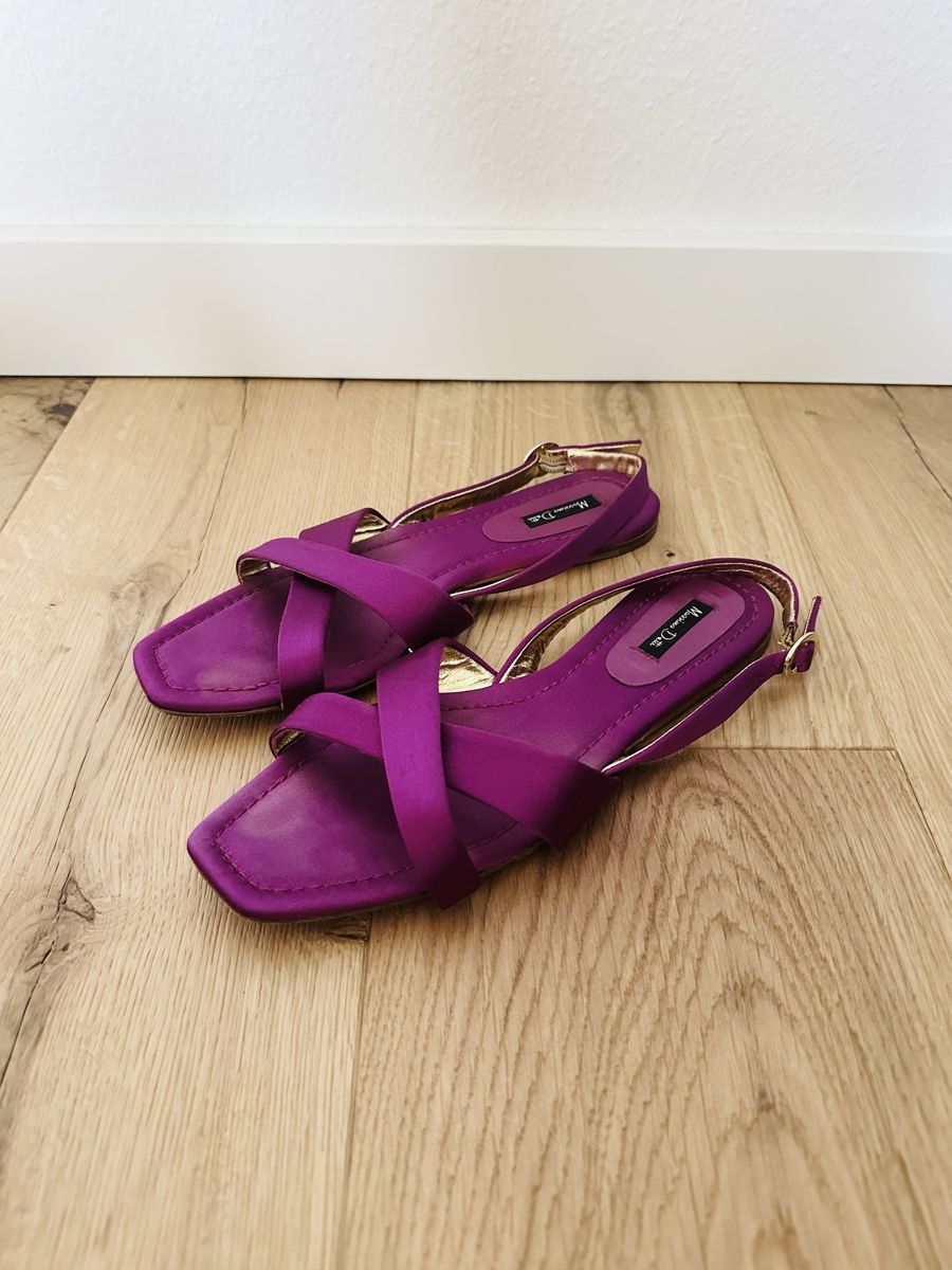 Massimo Dutti Damenschuhe: Massimo Duti Summer Sandals 38 – Gebraucht aus Kilchberg ZH von kku_pv69