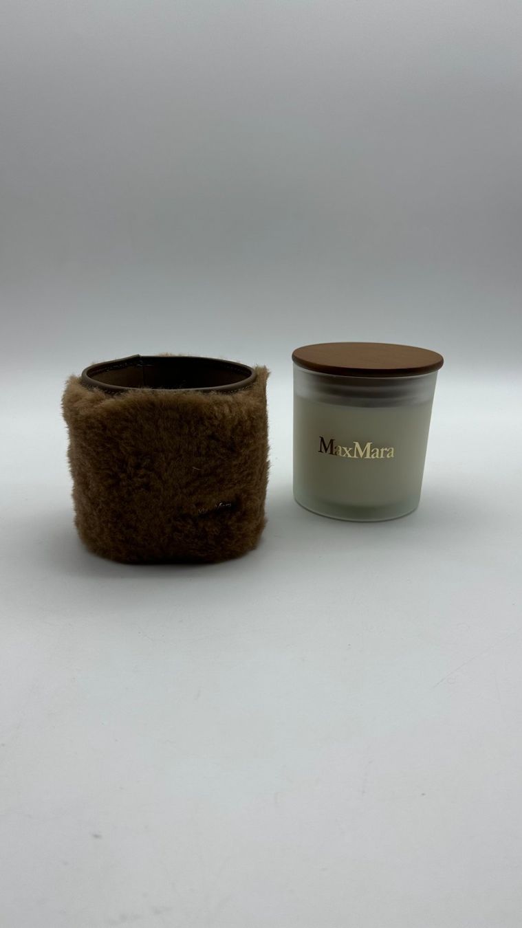 Candele: New candle Max Mara – Nuovo e nell'imballaggio originale da Lugano venduto da juledo 1