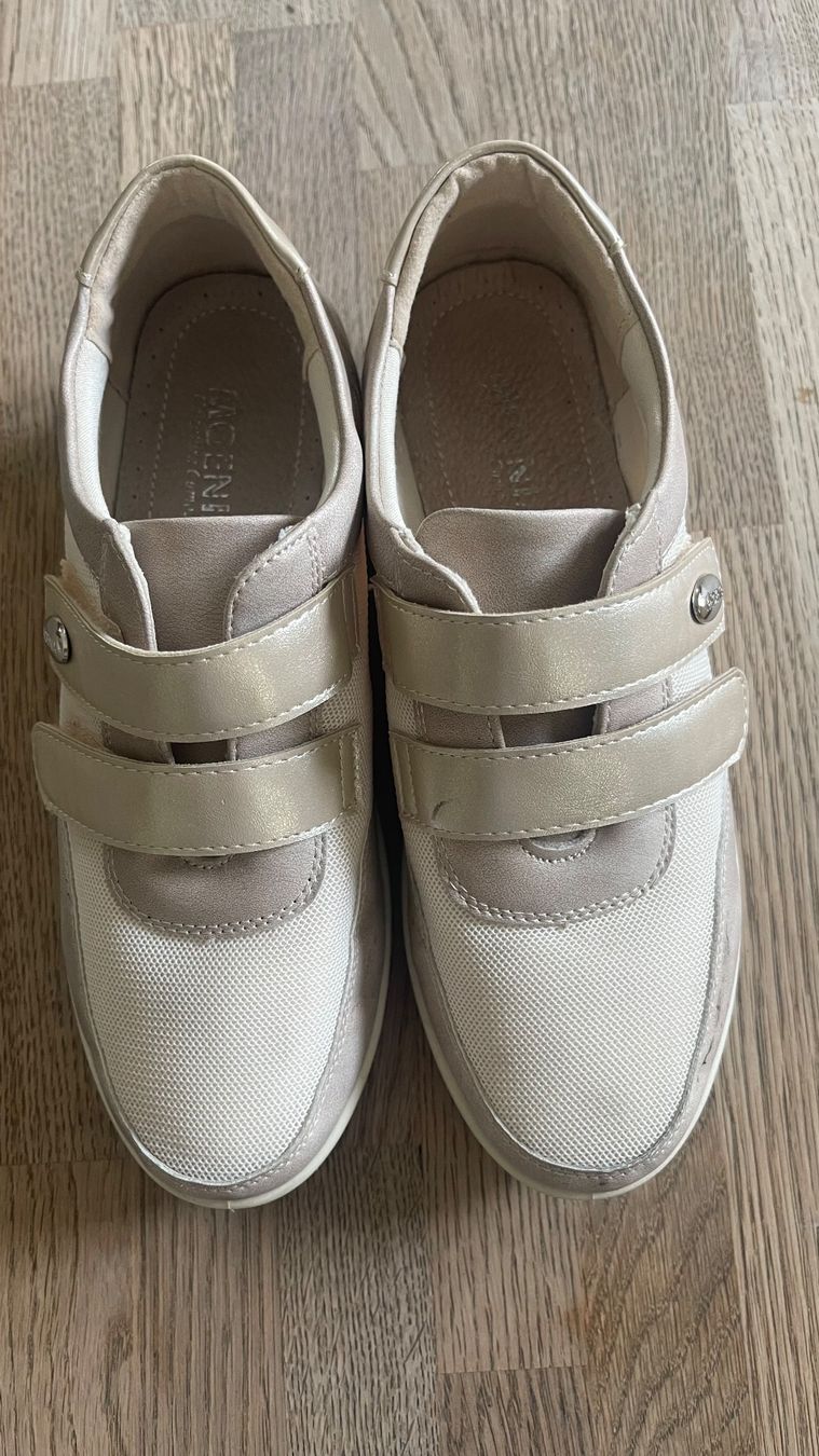 Scarpe da donna: Halbschuhe Grösse 38 – Usato da Wetzikon ZH venduto da Schrungus