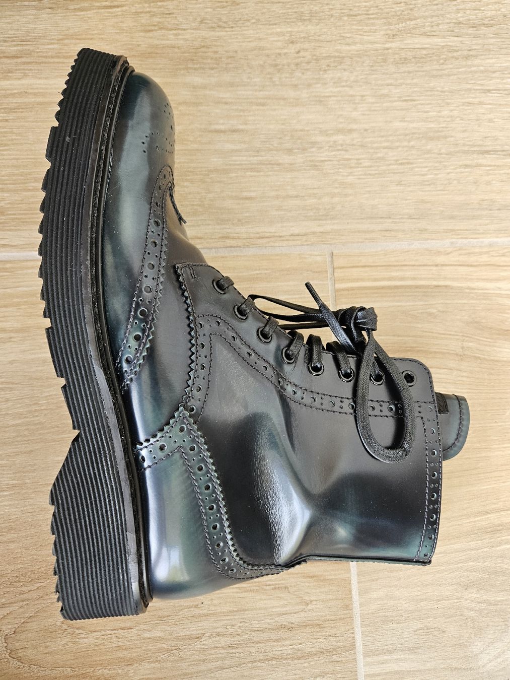 Prada Scarpe da donna: Prada Stiefel Damen Leder Gr. 38 – Nuovo (secondo la descrizione) da Zuzwil SG venduto da Loeni11 1