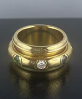 Piaget Bague or jaune Diamants, Rubis, Saphir, Émeraude