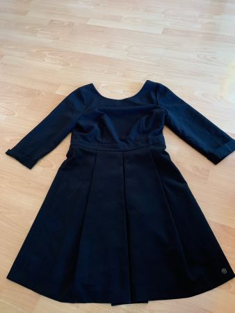 Magnifique robe noire Lpb taille 40
