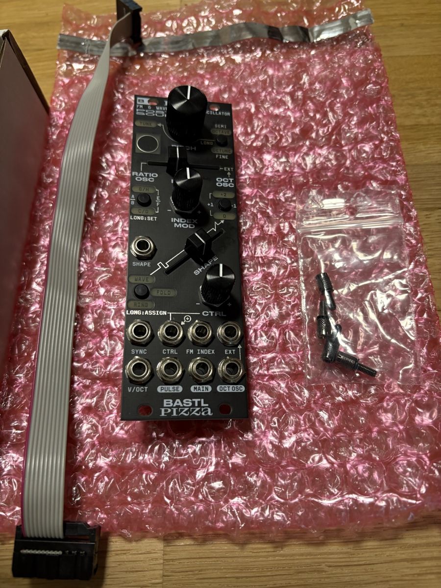 Strumenti musicali: Bastl Pizza VCO – Nuovo (secondo la descrizione) da Effingen venduto da Andromeda74 1