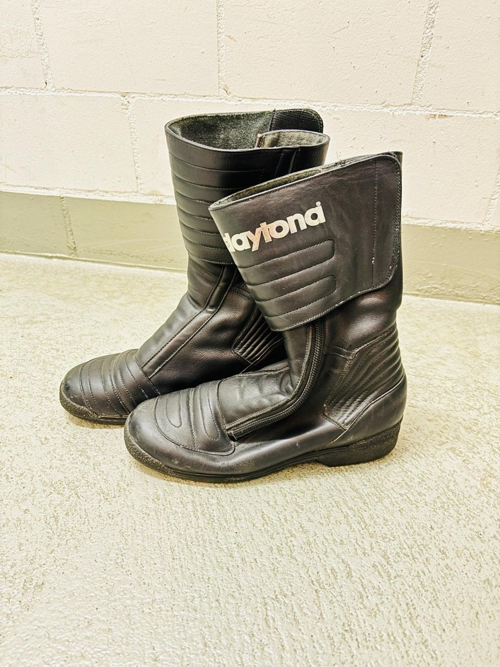 Scarpe da donna: Motorrad Lederschuhe – Usato da Dietlikon venduto da sam_y9h8 1