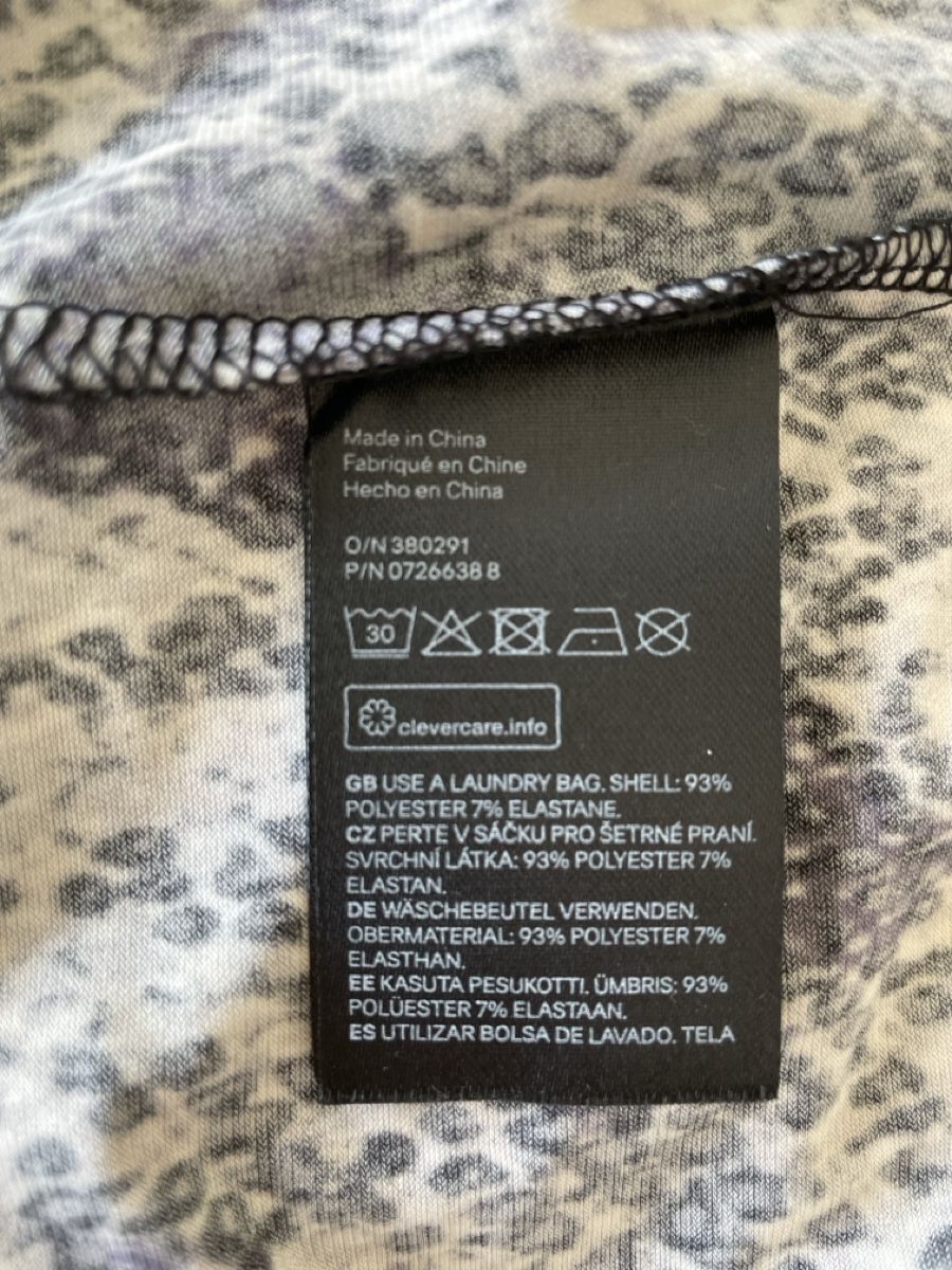 H&M Kleider: Robe manches longues H&M imprimé python taille 36 EUR – Neu (gemäss Beschreibung) aus Ins von Nick63 4