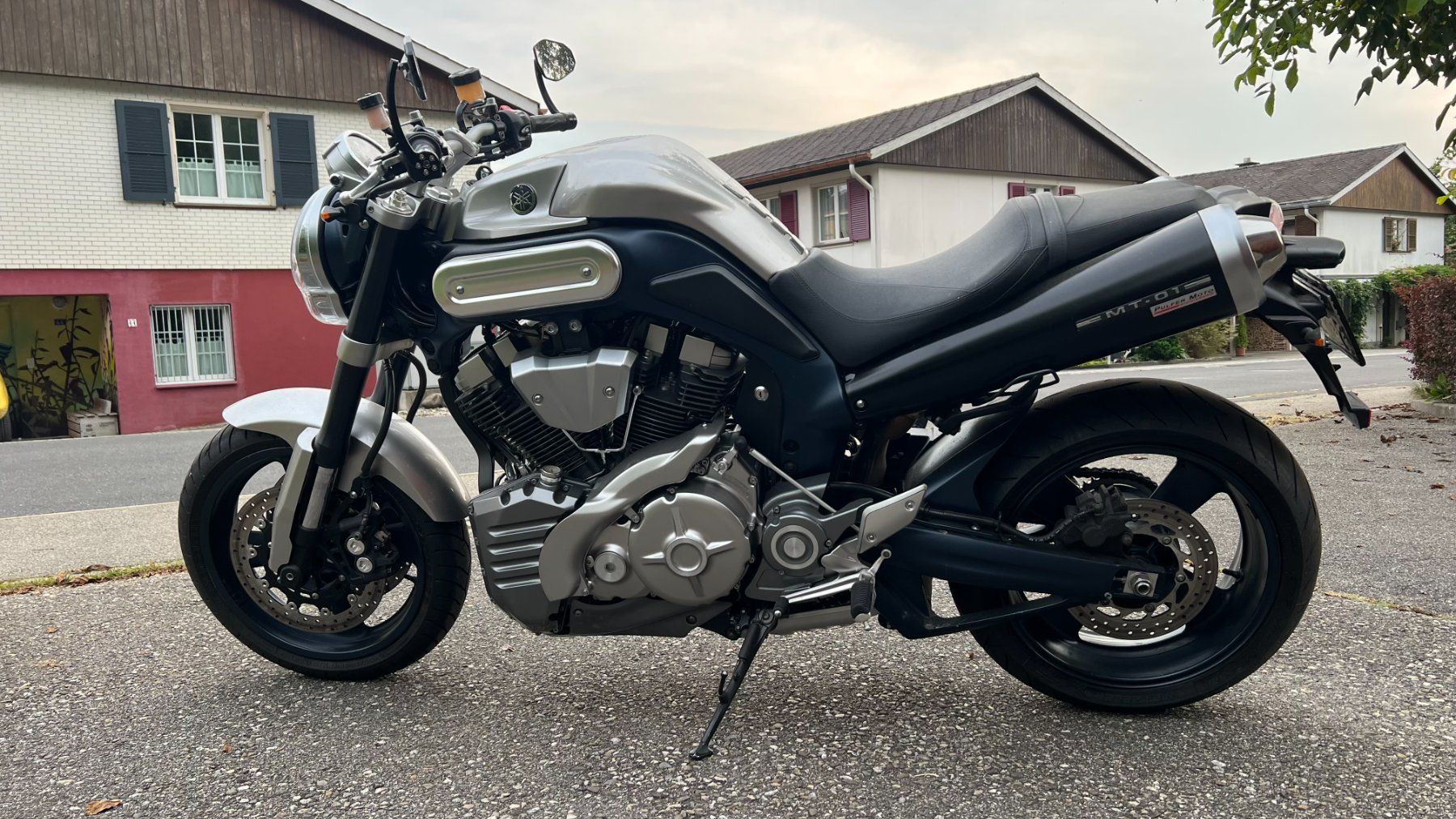 Yamaha Strada: Yamaha MT 01 – Usato da Langnau i. E. venduto da Weke2 1