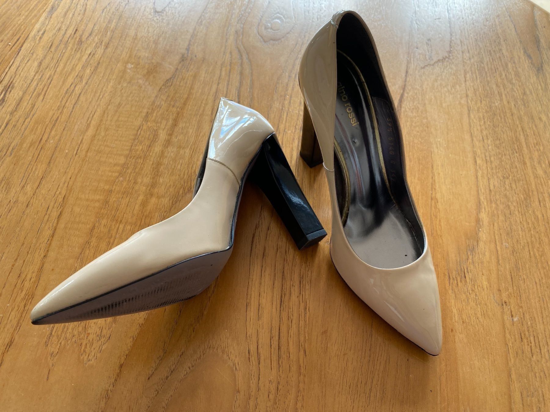 Damenschuhe: Gino Rossi Pumps in beige – Gebraucht aus Zürich von Grothschild 6