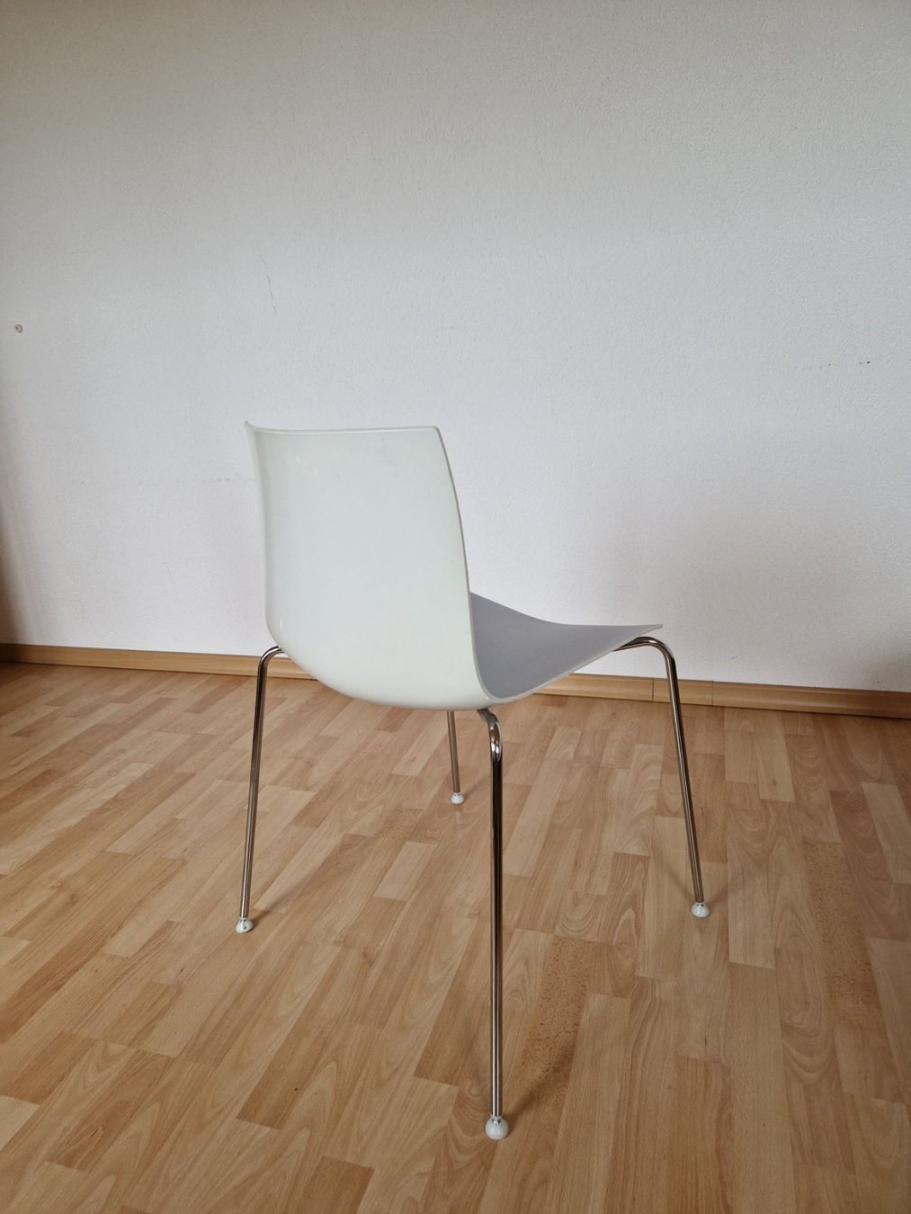 Stühle: Designerstuhl blassblau – Gebraucht aus Pfäffikon SZ von cabinetmakers16 1