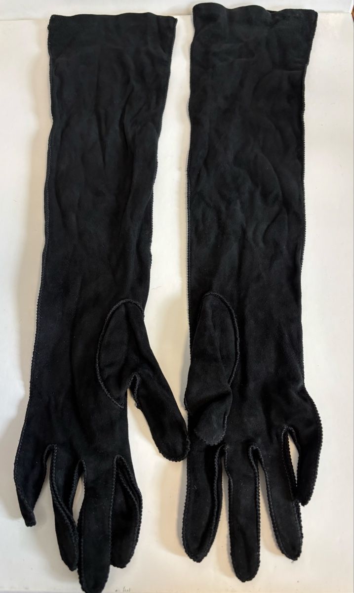 Guanti & manicotti: Bottega Veneta lange Handschuhe – Usato da Dietikon venduto da k.mirella 1