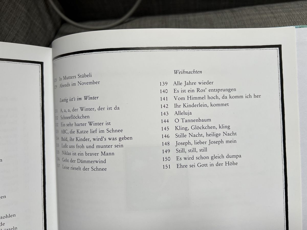 Libri: Kinderliederbuch "Das grosse Buch der..." – Nuovo (secondo la descrizione) da Kirchberg BE venduto da Bergdorf16 4