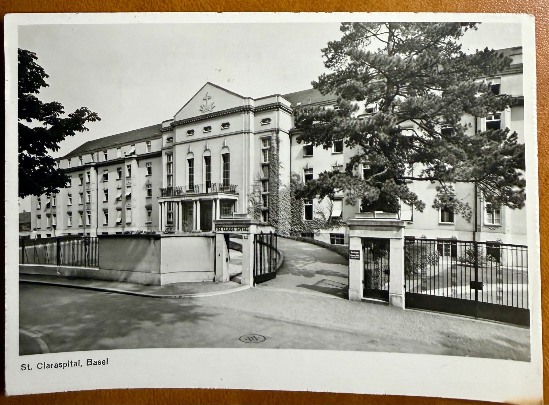 Ansichtskarten: Basel - St. Claraspital 1955 – Gebraucht aus Lutry von Ediego