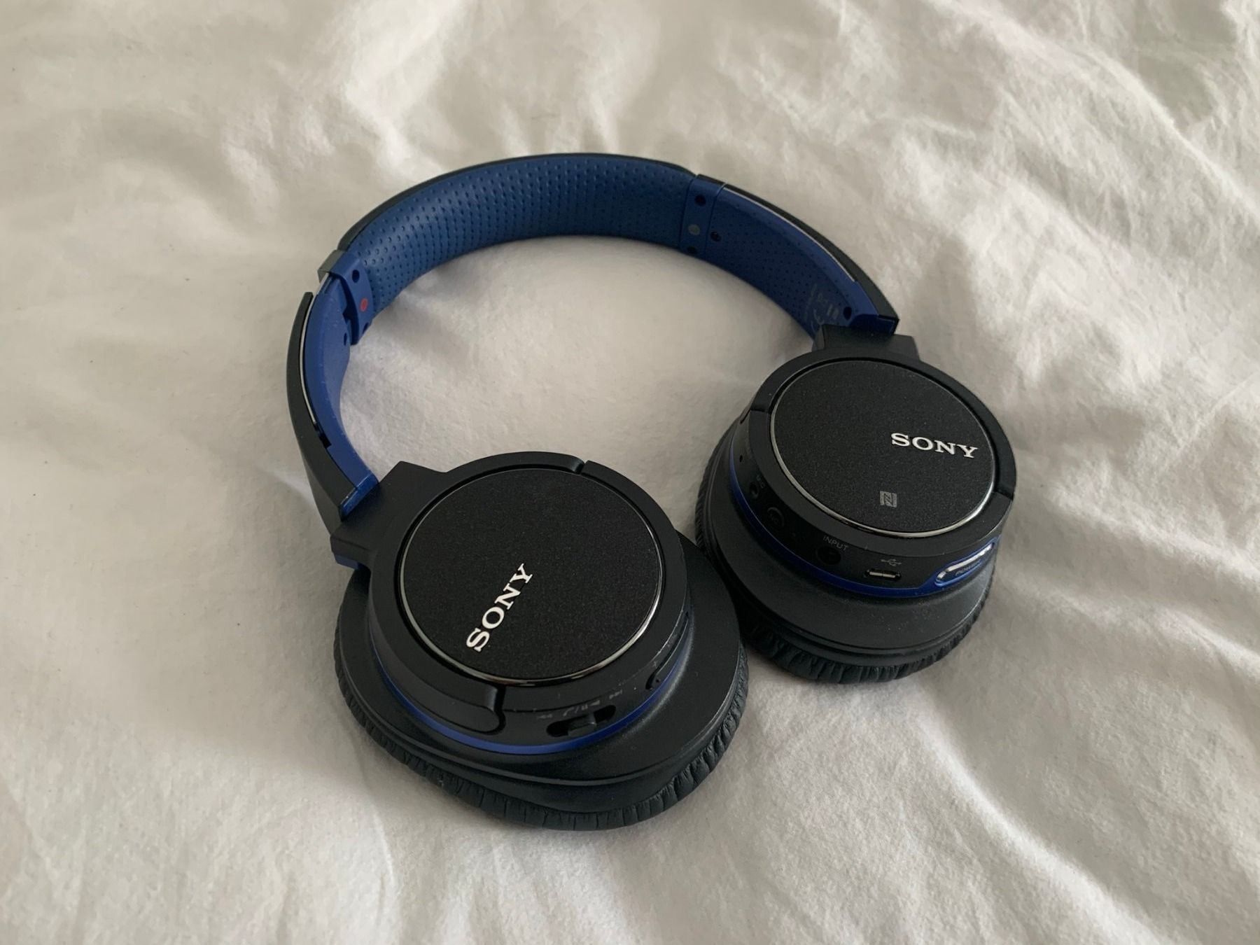 Sony Kopfhörer: SONY MDR-ZX770BN Kopfhörer – Gebraucht aus Zürich von Diazaio 1