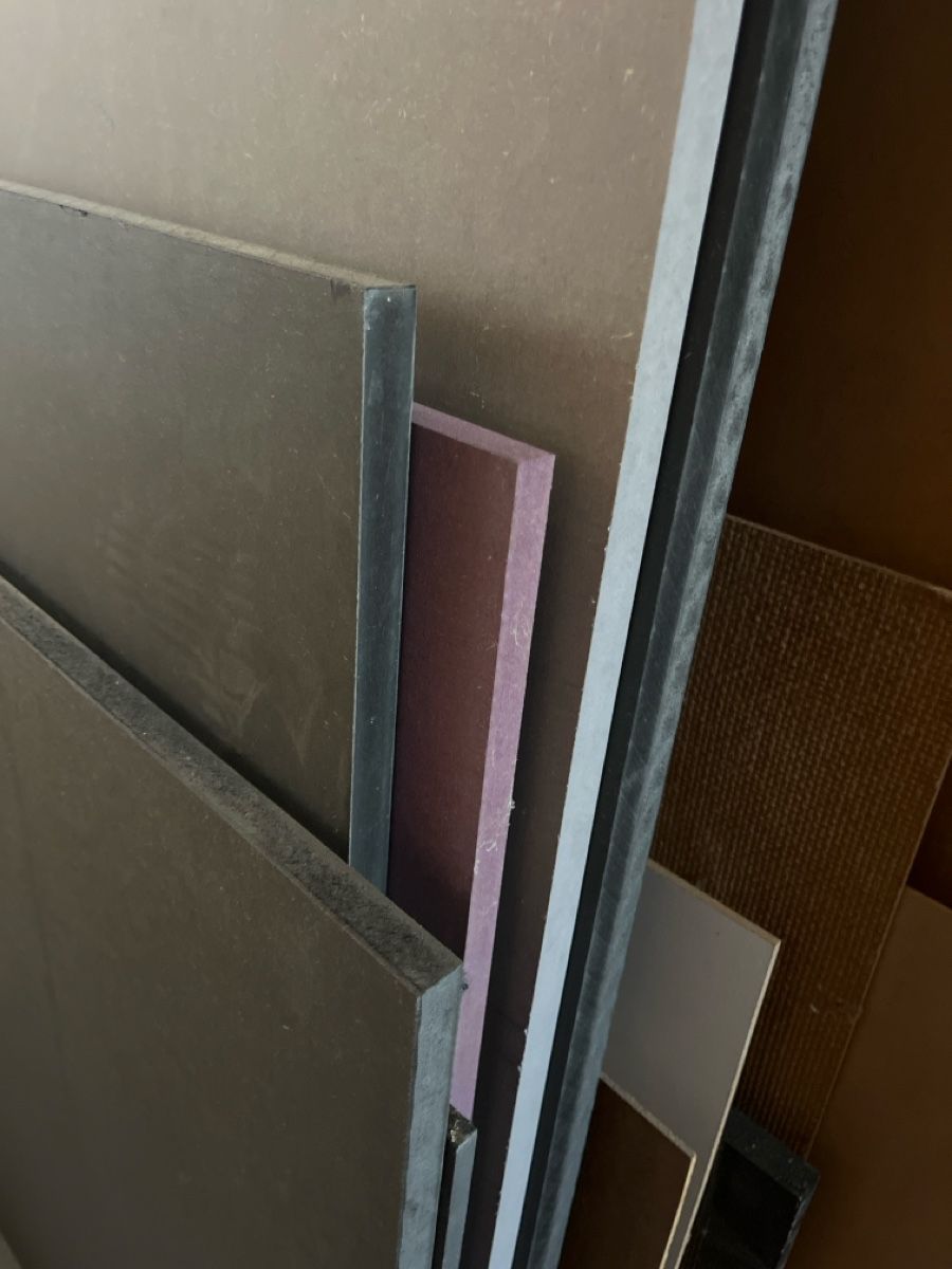 Piatti di portata: farbige mdf platten ca. 30m2 – Nuovo (secondo la descrizione) da Winterthur venduto da Pulator 3