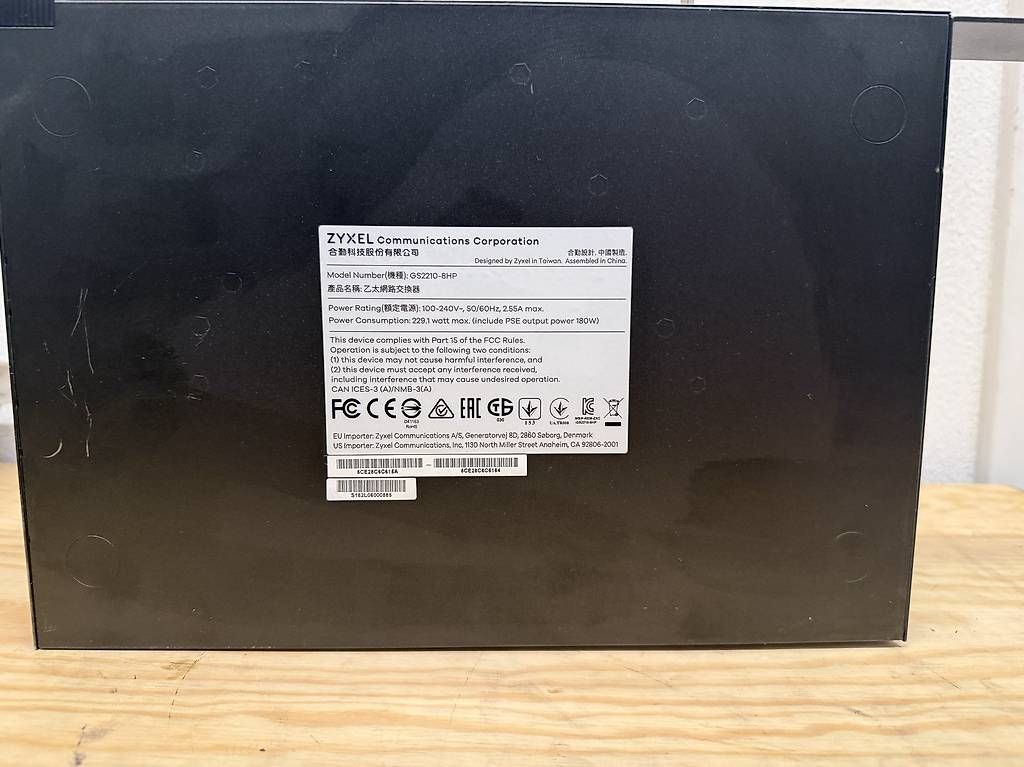 Zyxel Hubs & Switches: Netzwerk Switch - Zyxel Gs2210-8hp – Gebraucht aus Zürich von mehralswohnen 3