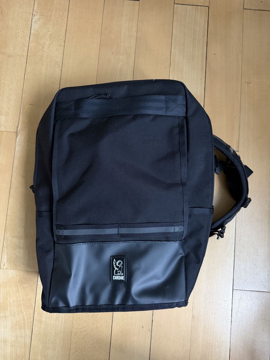 Chrome Rucksäcke: Chrome Rucksack all black – Gebraucht aus Basel von schaeryo