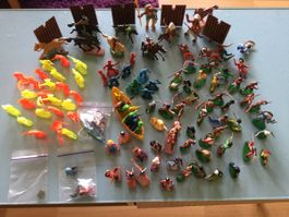 Indianer und Cowboys Kunststoff Figuren Plasty China Bully