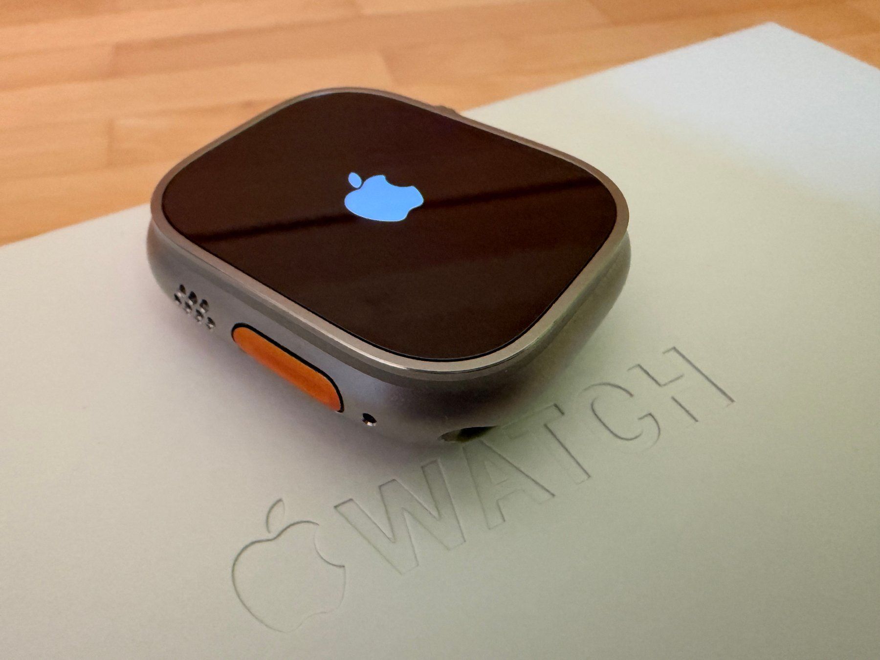 Apple Smartwatch: Apple Watch Ultra 3, 49mm Titanium, inkl. Alpine Loop – Gebraucht aus Zürich von onlime 1