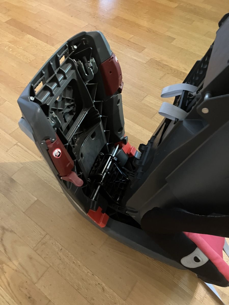 Sièges auto: Römer Auto-Kindersitz 15-36kg – D'occasion à Wetzikon ZH par M.H88 1