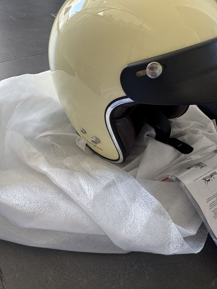 Caschi & visiere: Motorradhelm Cream, grösse S – Nuovo e nell'imballaggio originale da Abtwil SG venduto da cagostini 3